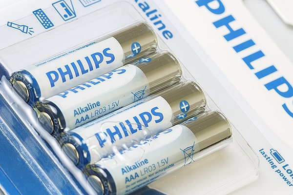 باتری قلمی فیلیپس آلکالاین Alkaline LR6A4B/40 بسته 4 عددی 